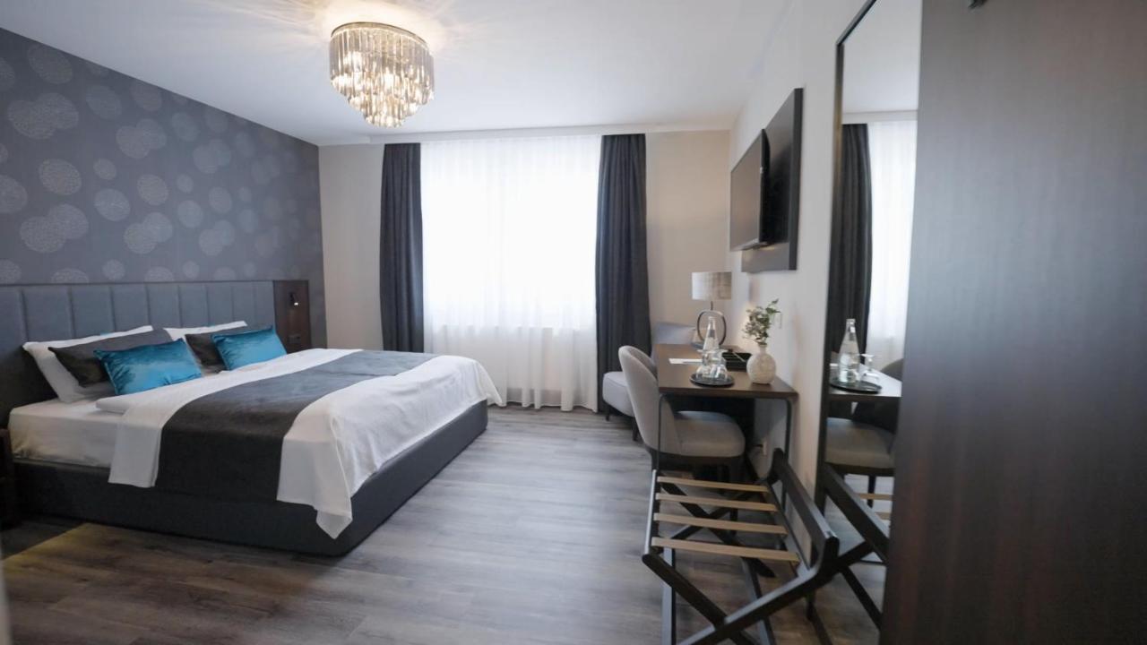 Hotel Busch Гютерсло Екстер'єр фото